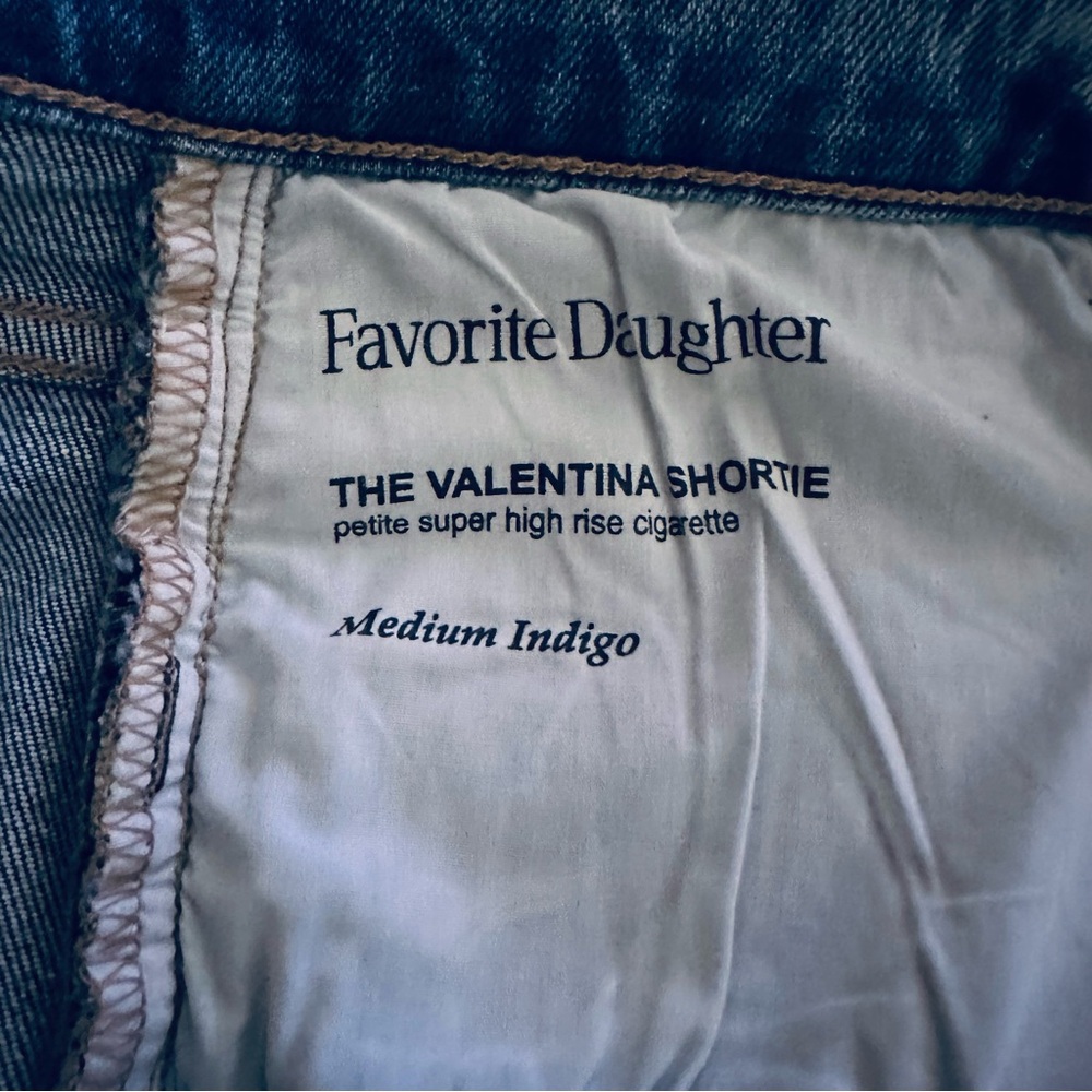 FAVORITE DAUGHTER 34 PETITE SHORTIE VALENTINA TOWER SUPER HIGH RISE - MED INDIGO - Picture 4 of 10